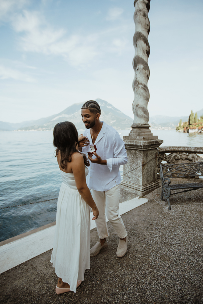 Lake Como engagement proposal by professional photographer
