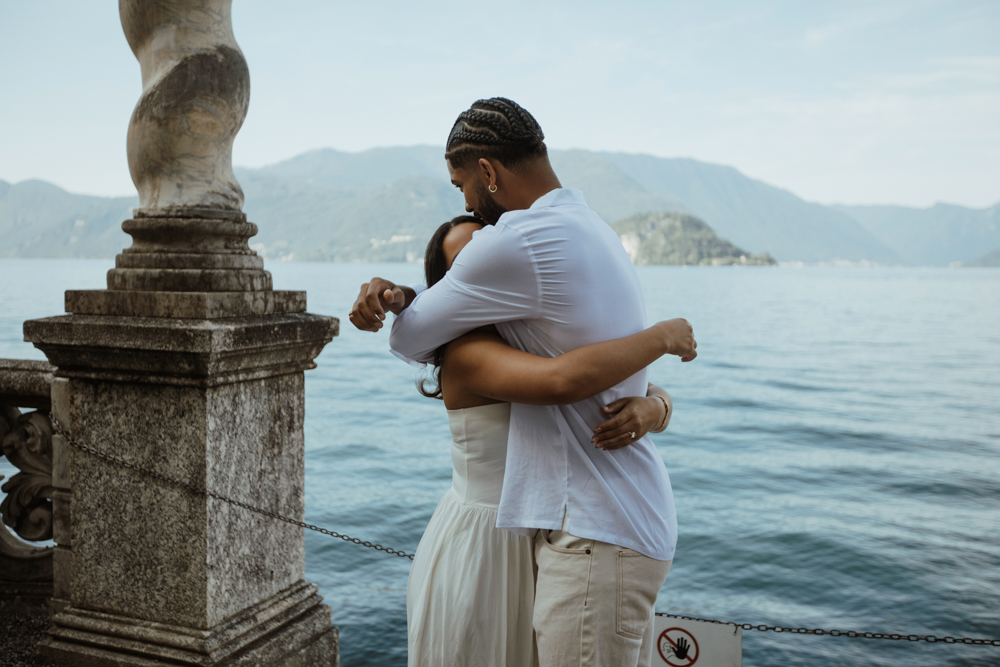 Lake Como engagement proposal by professional photographer