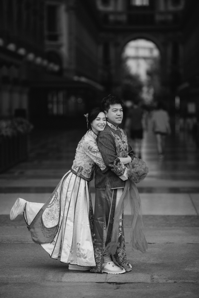 honeymoon photographer in Milan