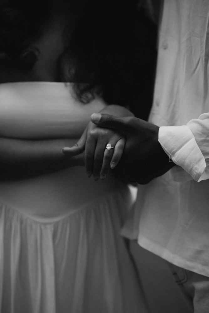 Romantic proposal shoot on Lake Como with videographer