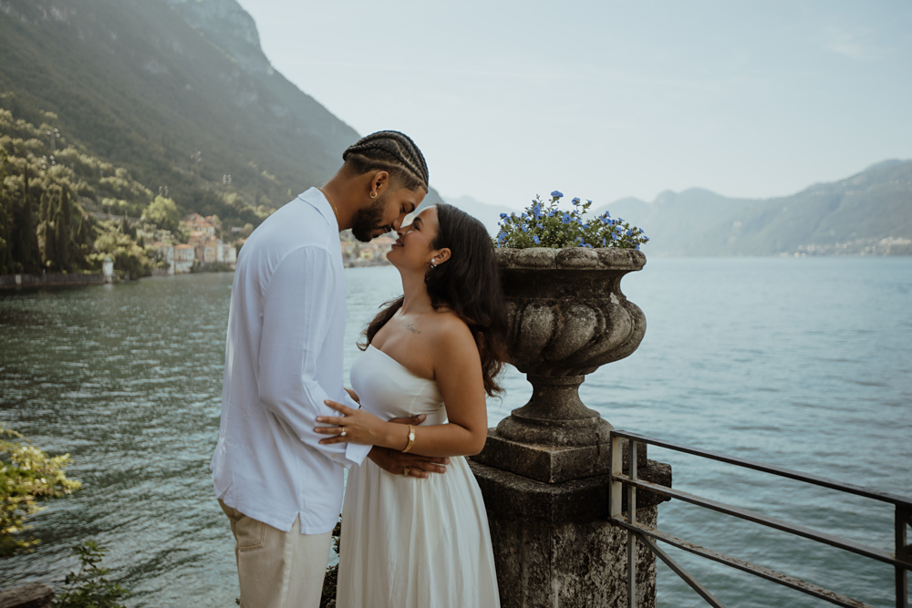 Romantic proposal shoot on Lake Como with videographer