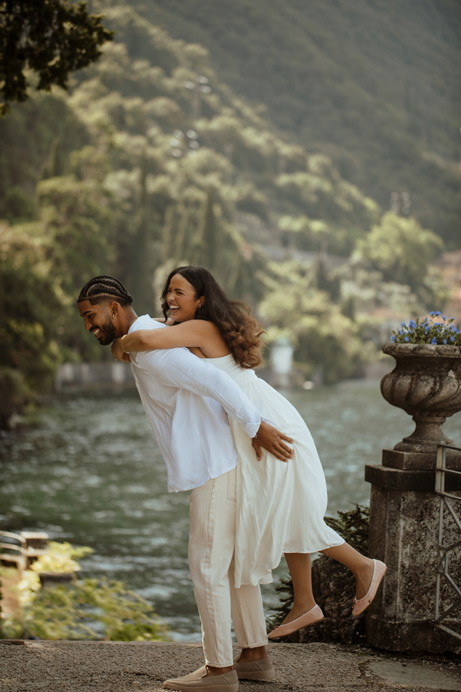 Romantic proposal shoot on Lake Como with videographer