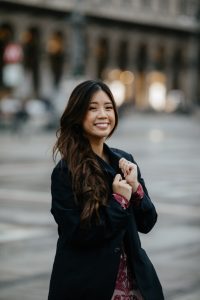 romantic engagement photos in Milan