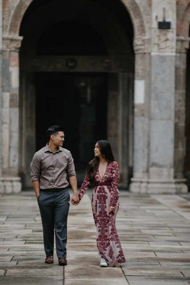 love story photographer in Milan