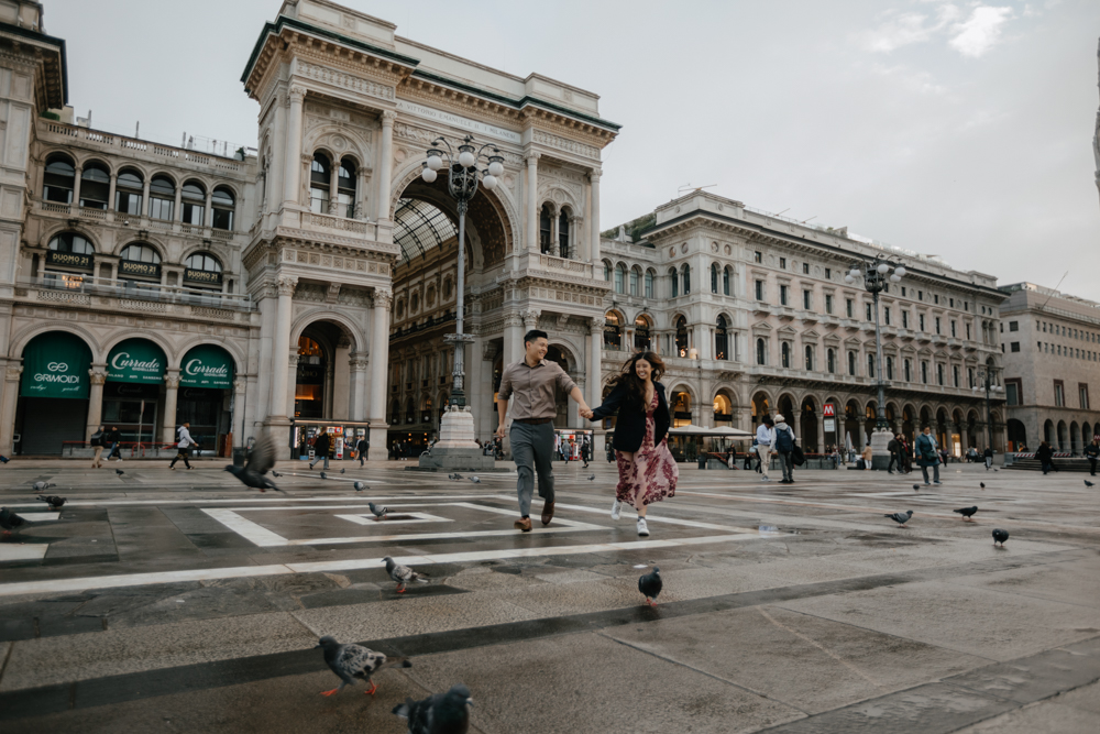 romantic engagement photos in Milan